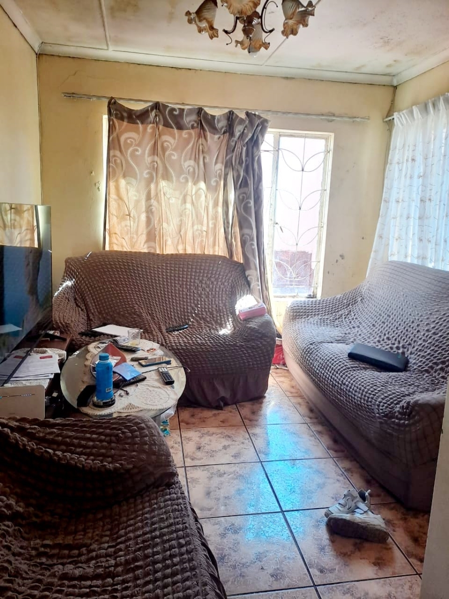 5 Bedroom Property for Sale in Mdantsane Nu 17 Eastern Cape
